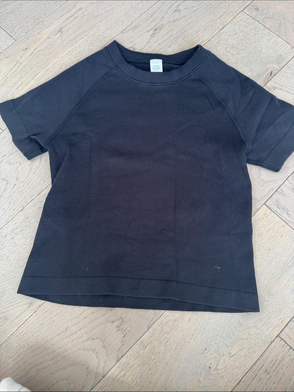 Old Navy Black Short-Sleeve Kids Tee